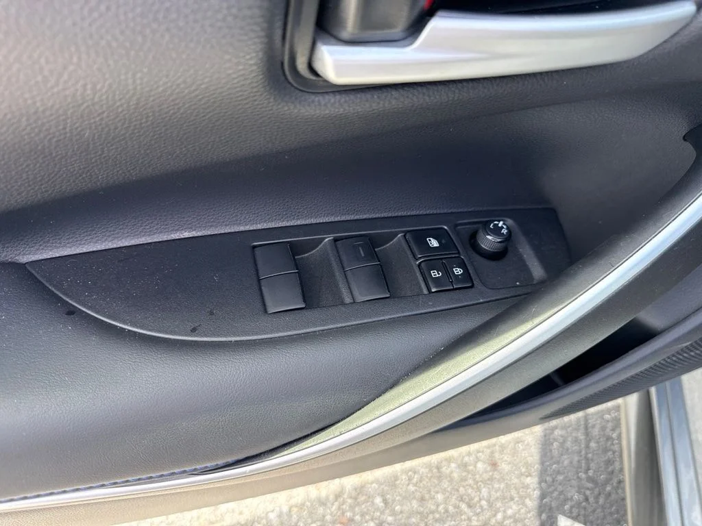 2022 Toyota Corolla SE - Photo 14