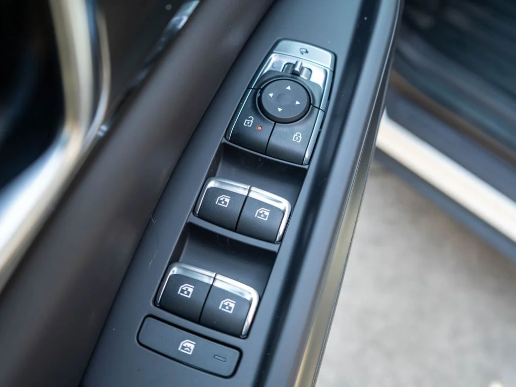 New 2027 Snow White Pearl Kia SX image 20