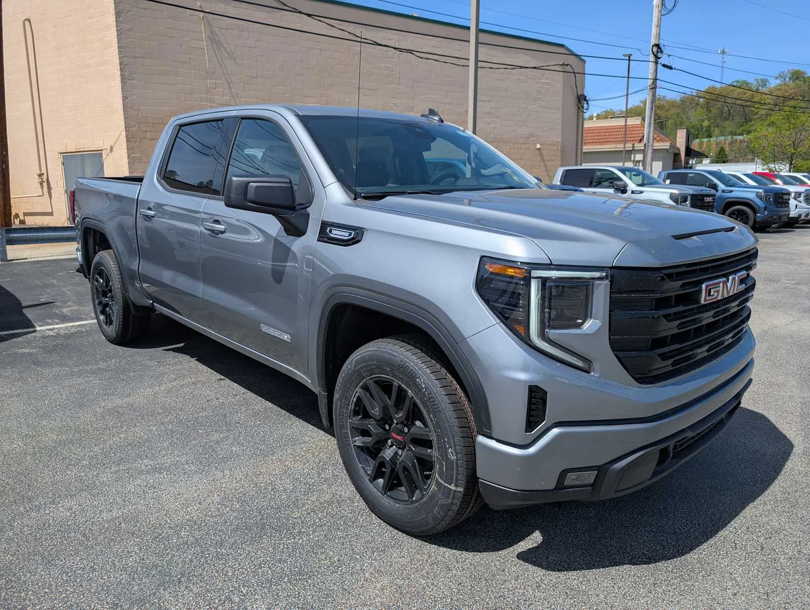 New 2026 Sterling Metallic GMC Elevation image 5