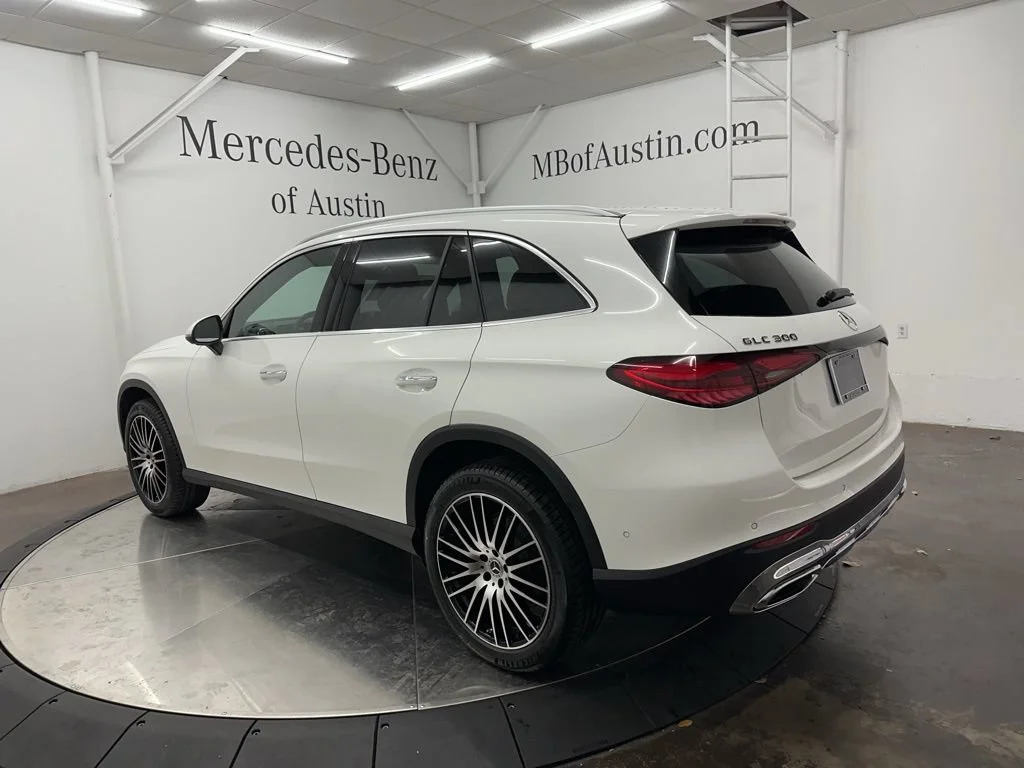 Certified Used 2026 White Mercedes-Benz GLC 300 image 5