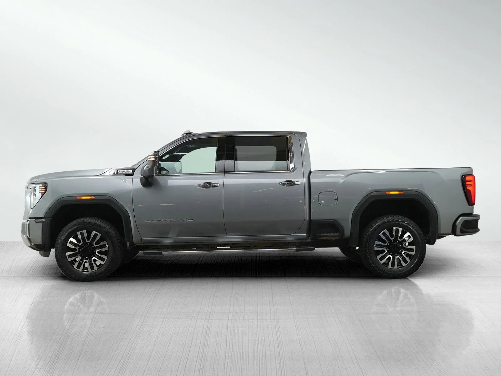 Used 2025 GMC Sierra 2500HD Denali with VIN 1GT4UREY6SF133029 for sale in Bloomington, Minnesota