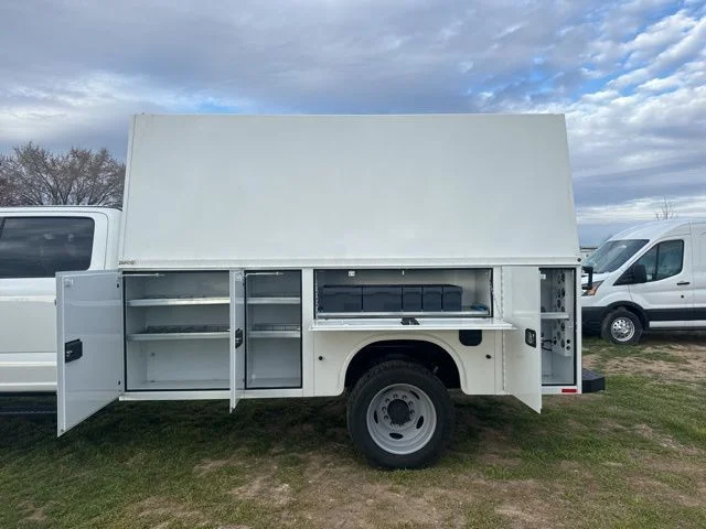 New 2026 Oxford White Ford XL image 5