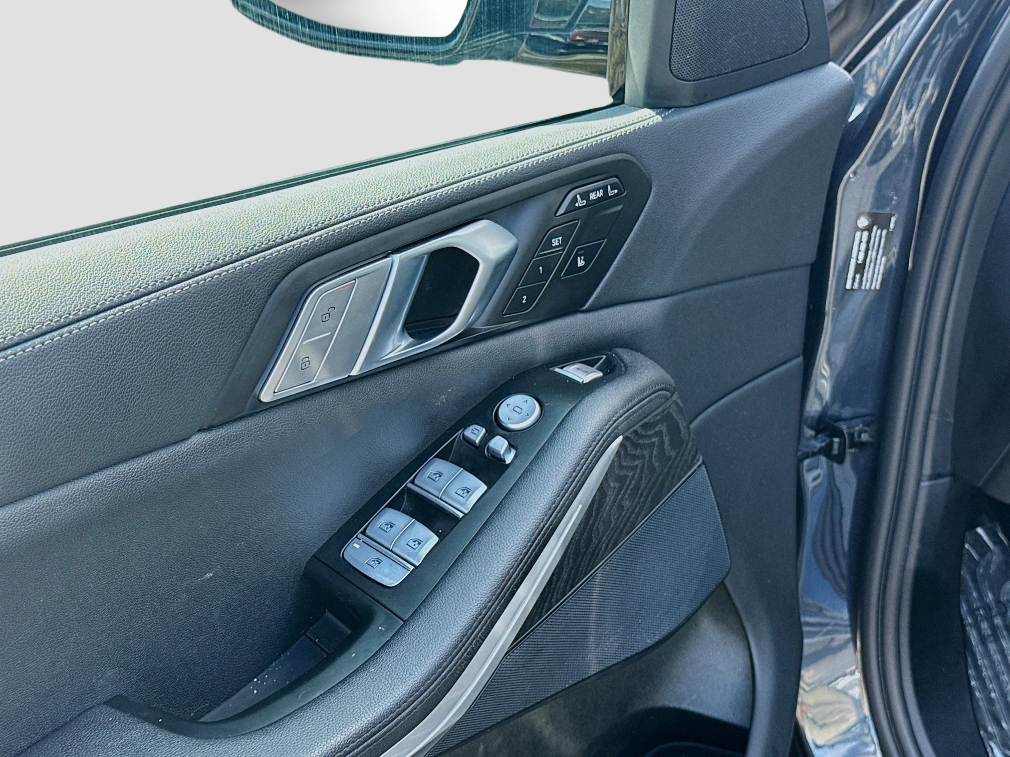2022 BMW X7 40i - Photo 25