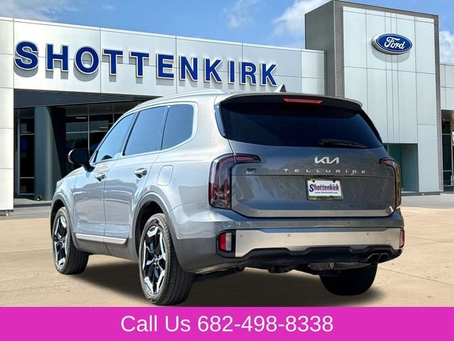 Used 2025 Silver Kia EX image 6