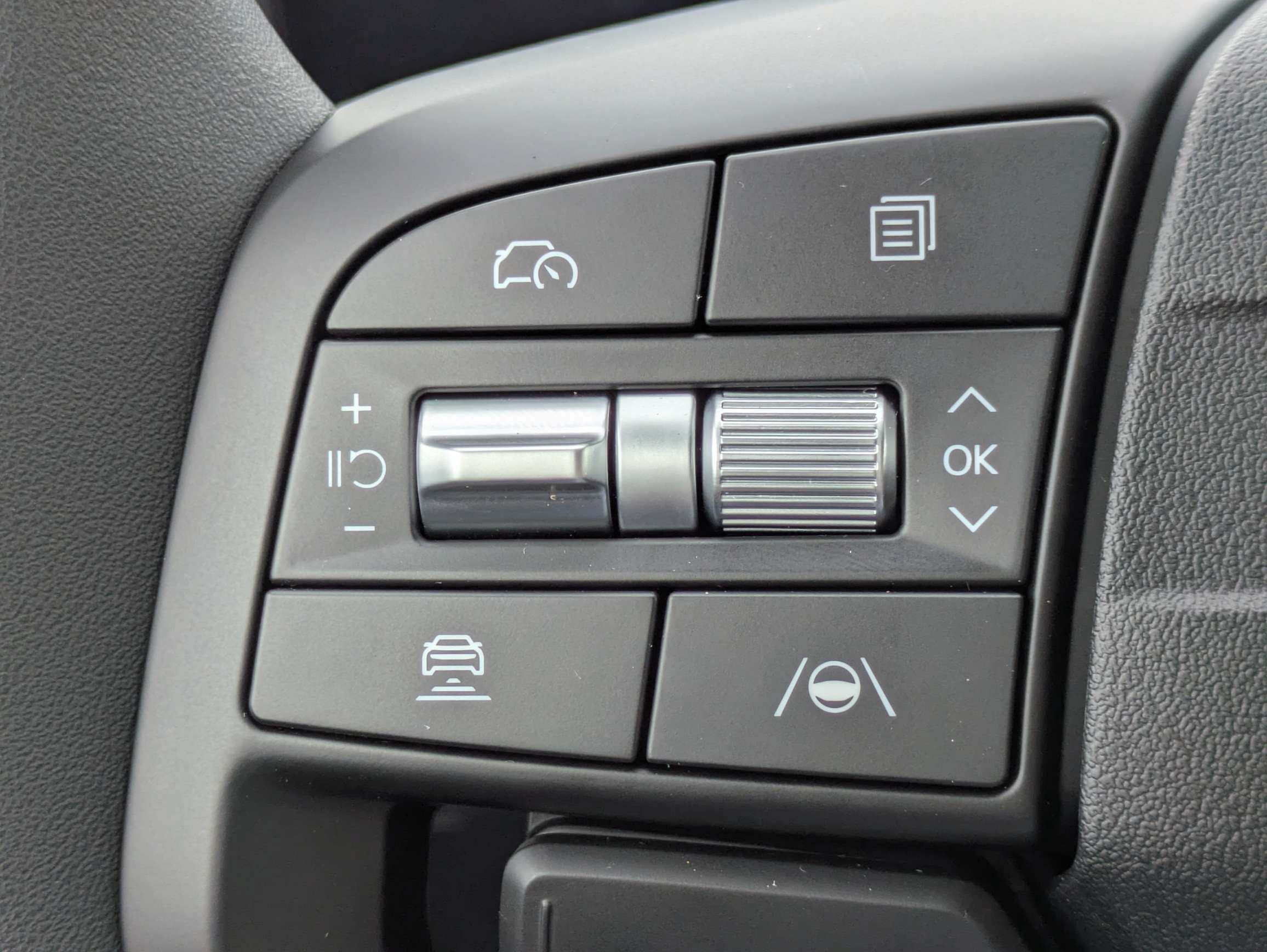 New 2026 Aurora Black Pearl Kia LXS image 27
