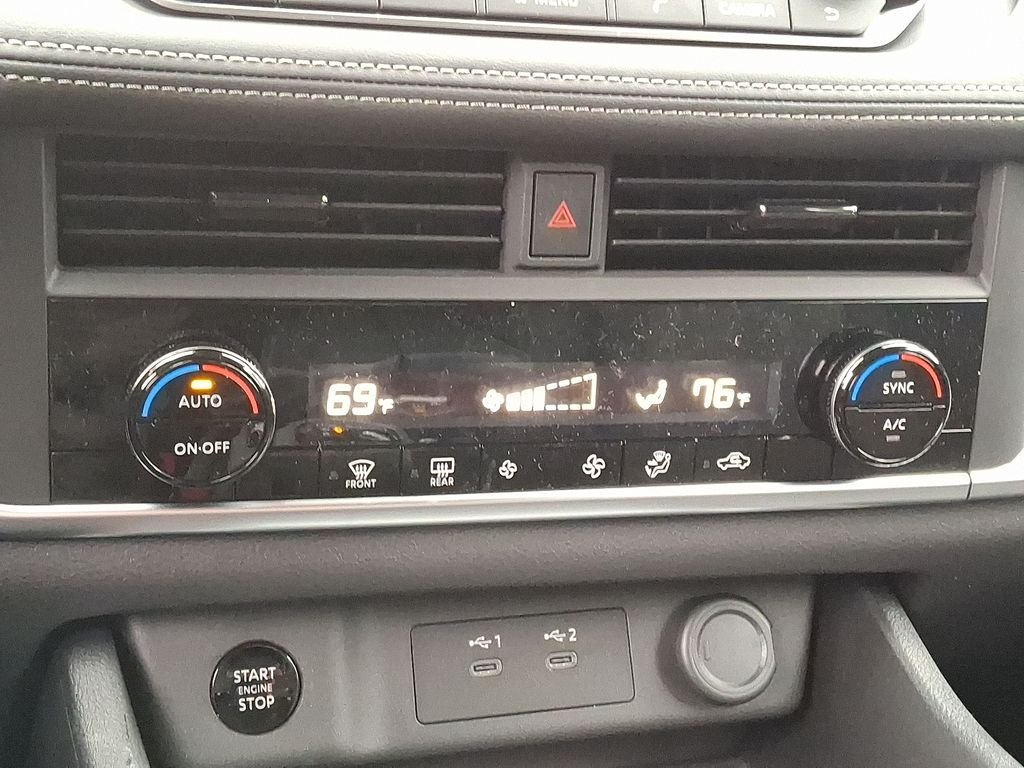 2026 Nissan Rogue — photo 11