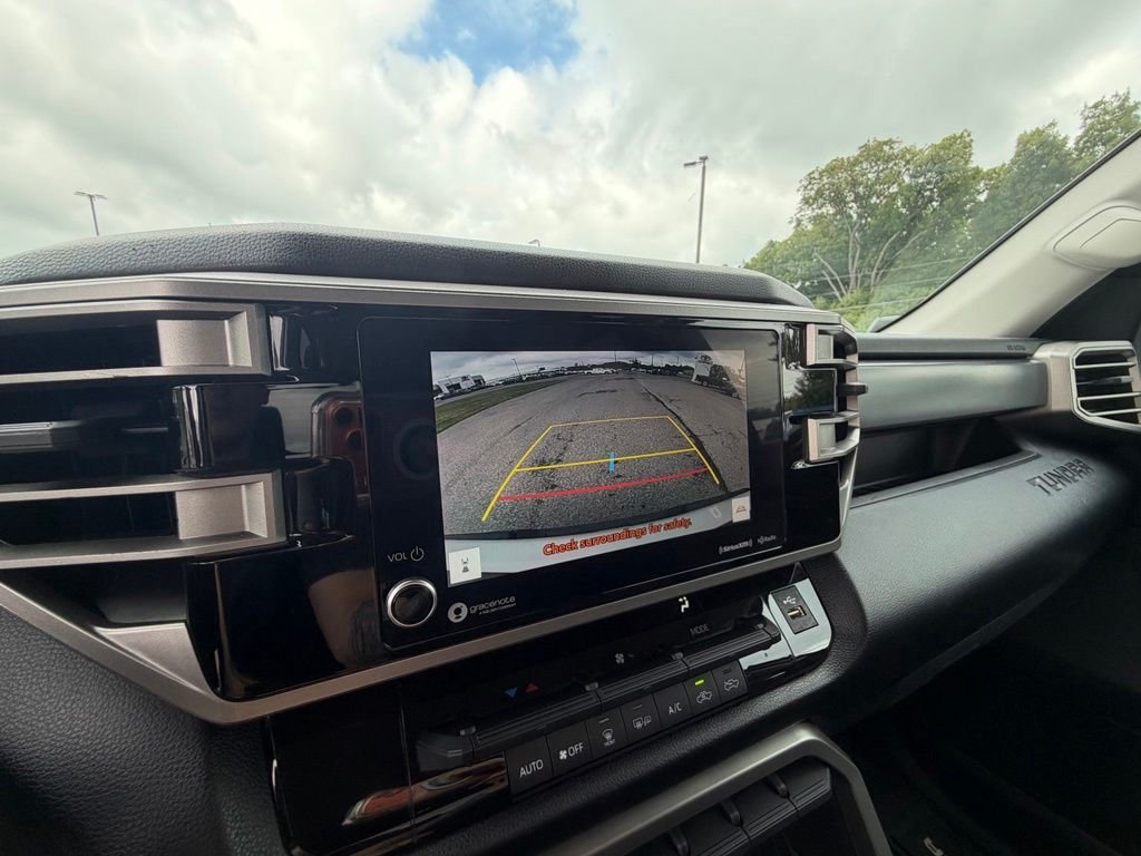 Used 2023 Ice Toyota SR5 image 23