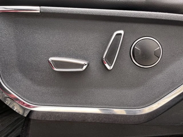 Used 2021 Red Ford  image 12