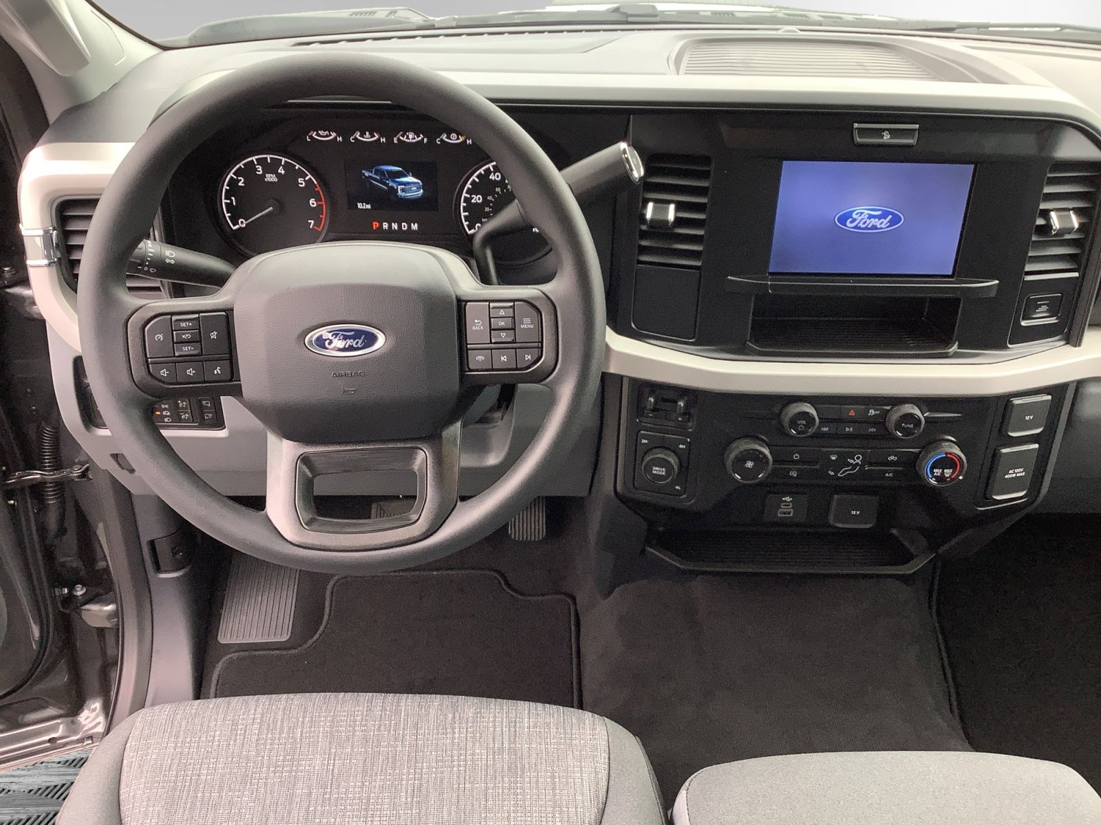 New 2026 Carbonized Gray Metallic Ford XLT image 10