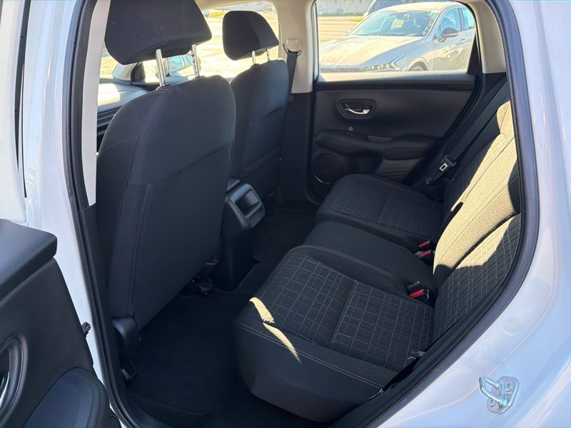 Used 2024  Honda LX image 11