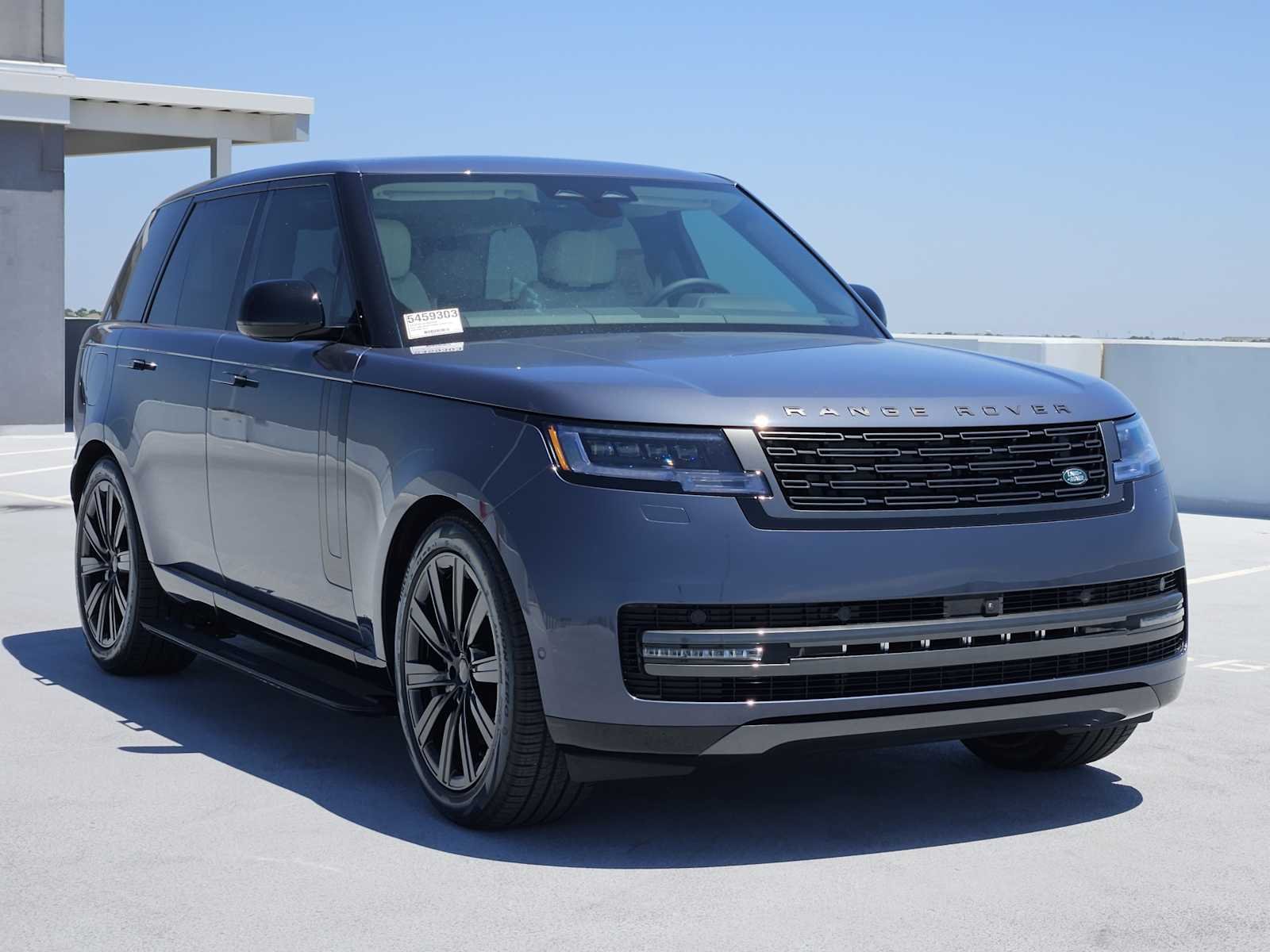 New 2026 Varesine Blue LAND ROVER SE image 3