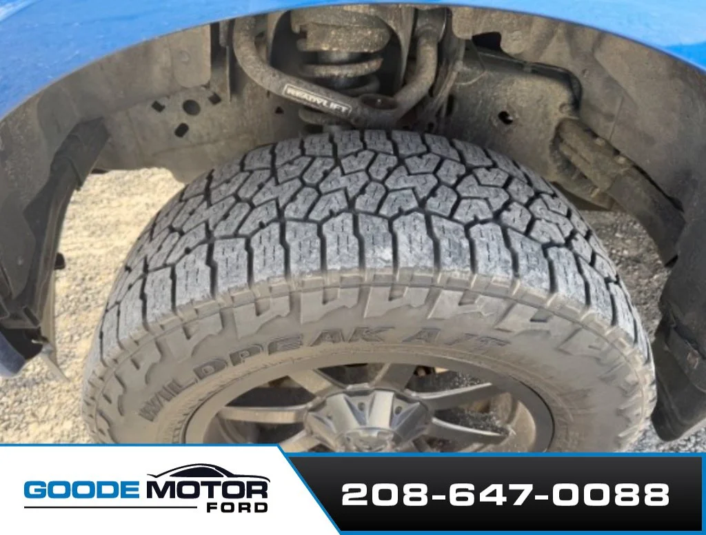 Used 2017 Blue Ford XL image 7
