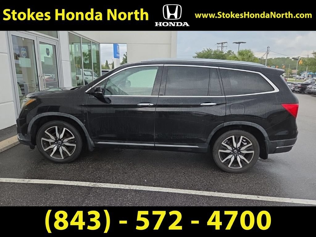 Used 2019 Black Honda Touring image 4