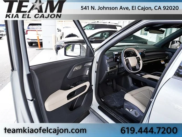 New 2027 Silver Kia EX image 43