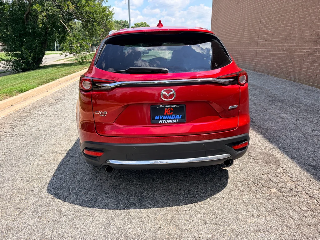Used 2016 Soul Red Metallic Mazda Grand Touring image 4