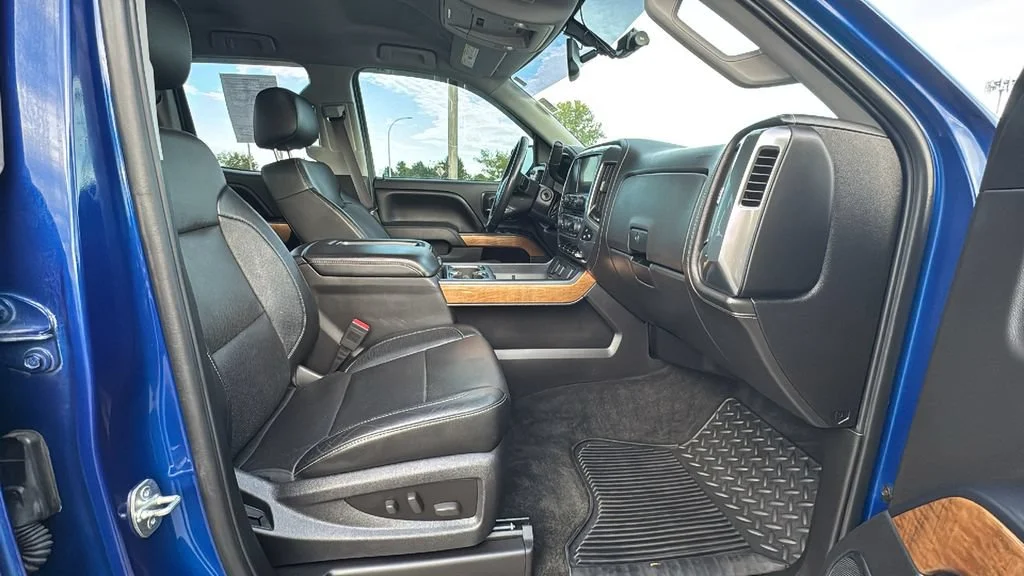 Used 2014 BLUE TOPAZ METALLIC Chevrolet LTZ image 8