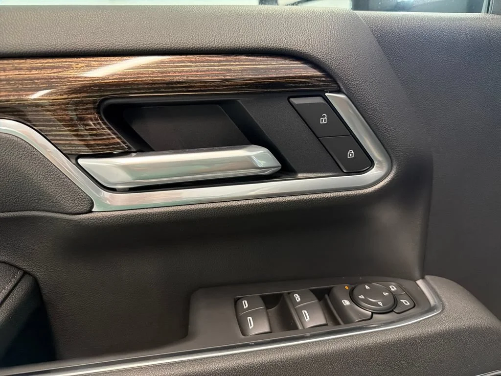 New 2026 Sterling Metallic GMC SLE image 13