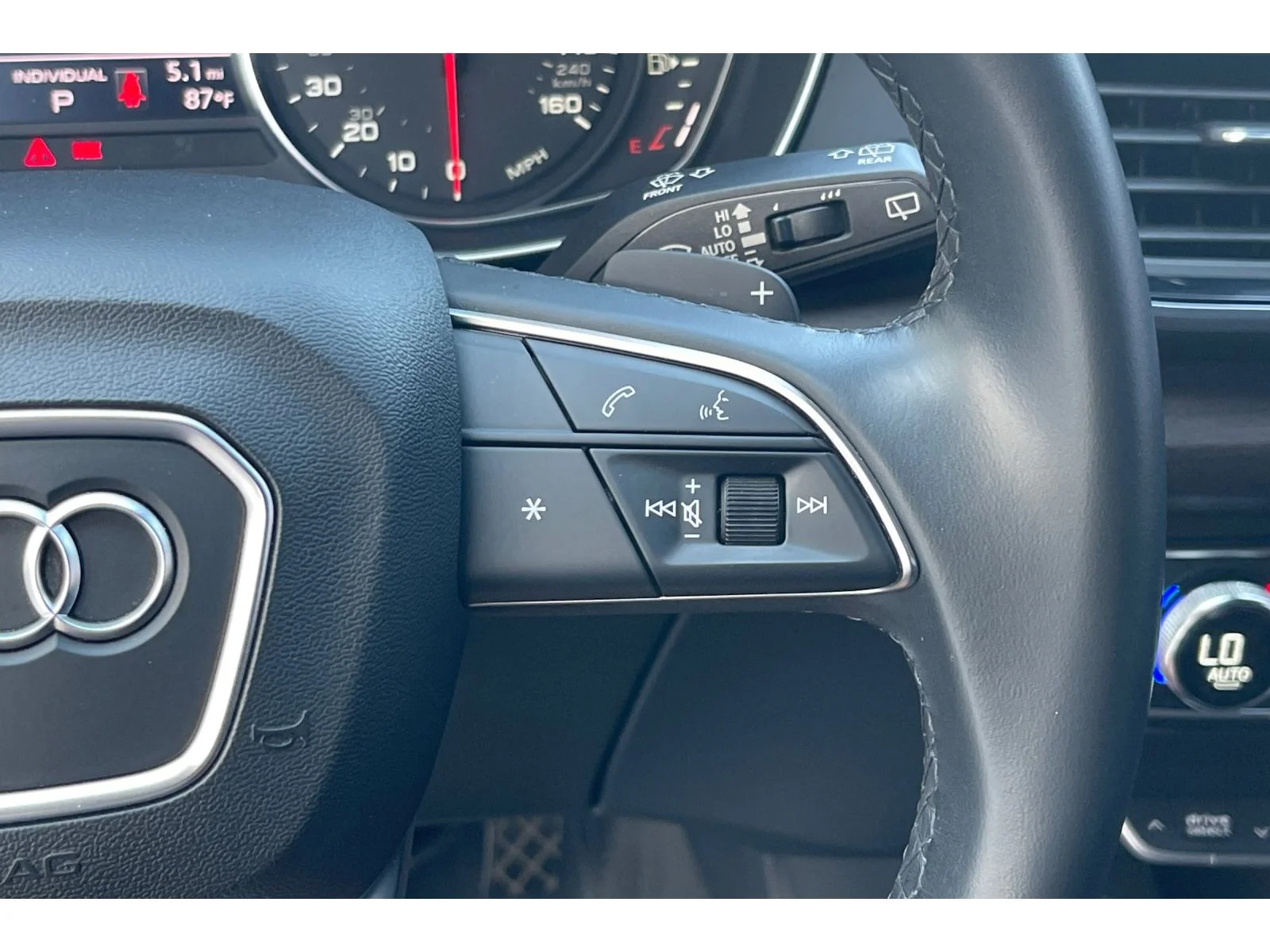 Used 2021 Manhattan Gray Metallic Audi Premium image 36