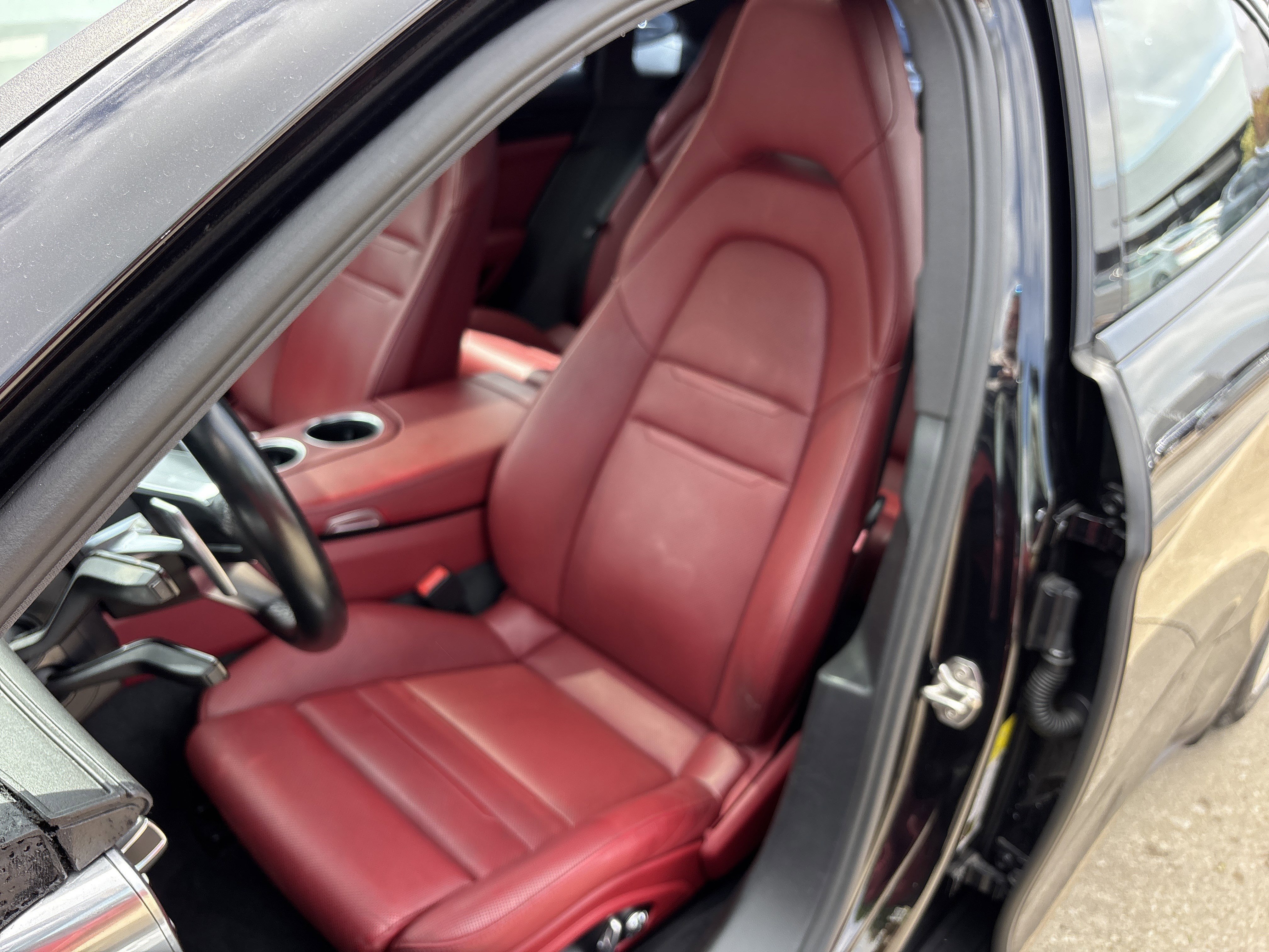 Used 2019 Black Porsche 4 AWD image 21