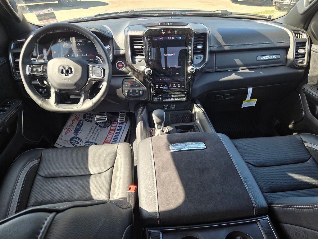 New 2026 Diamond Black Crystal Pearl-Coat Exterior Paint RAM RHO image 8