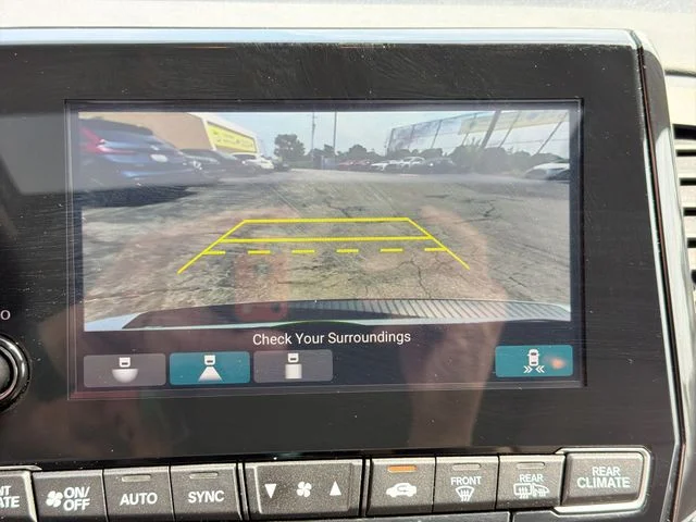 Used 2024  Honda EX-L image 25