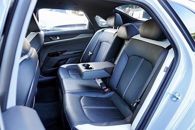 Used 2025 Gray Kia GT-Line image 14