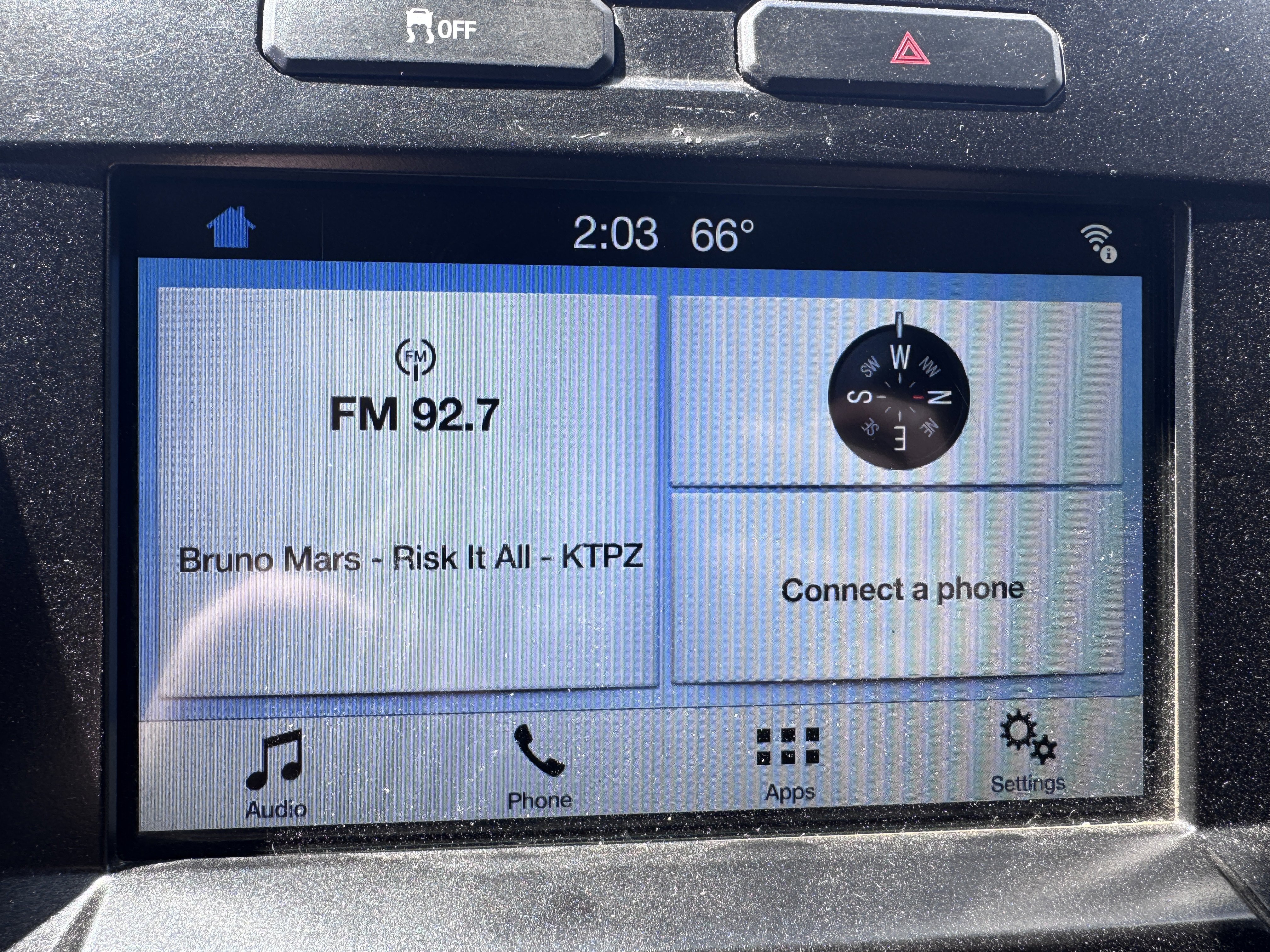 Used 2016 Black Ford XLT image 23