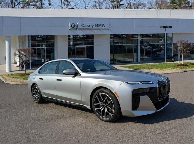 2026 BMW 7 Series 740i