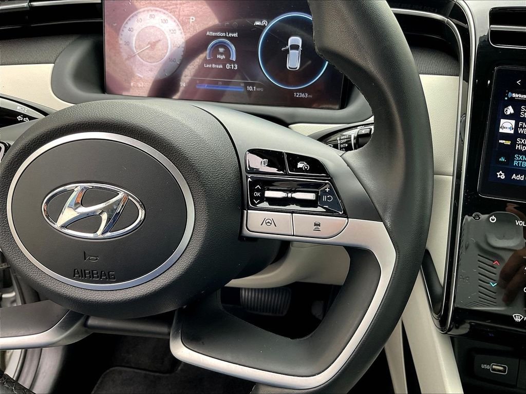 Used 2024 Silver Hyundai SEL image 13
