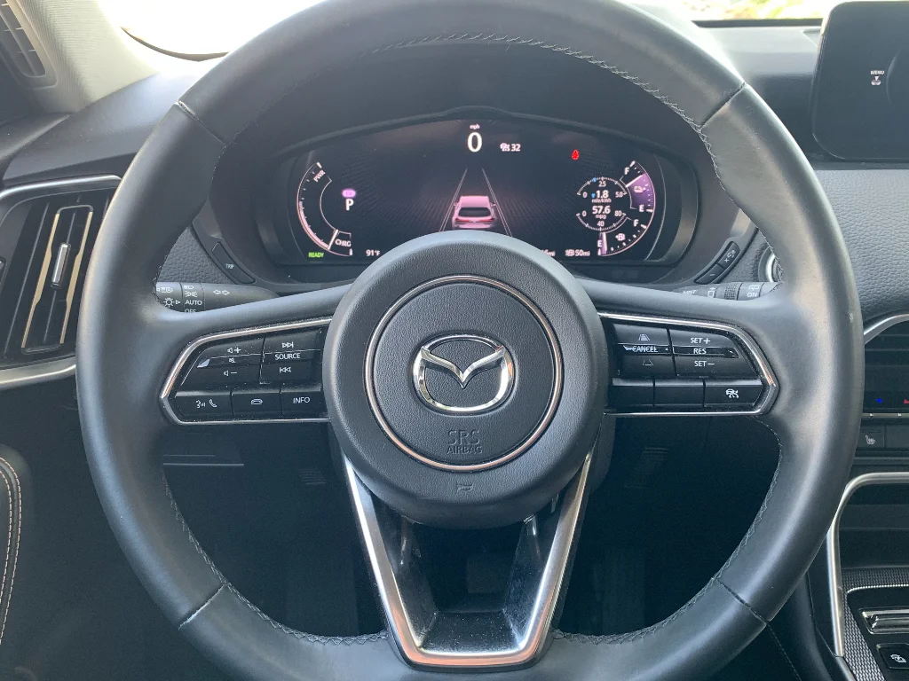 Used 2024 Rhodium White Premium Mazda Preferred image 17