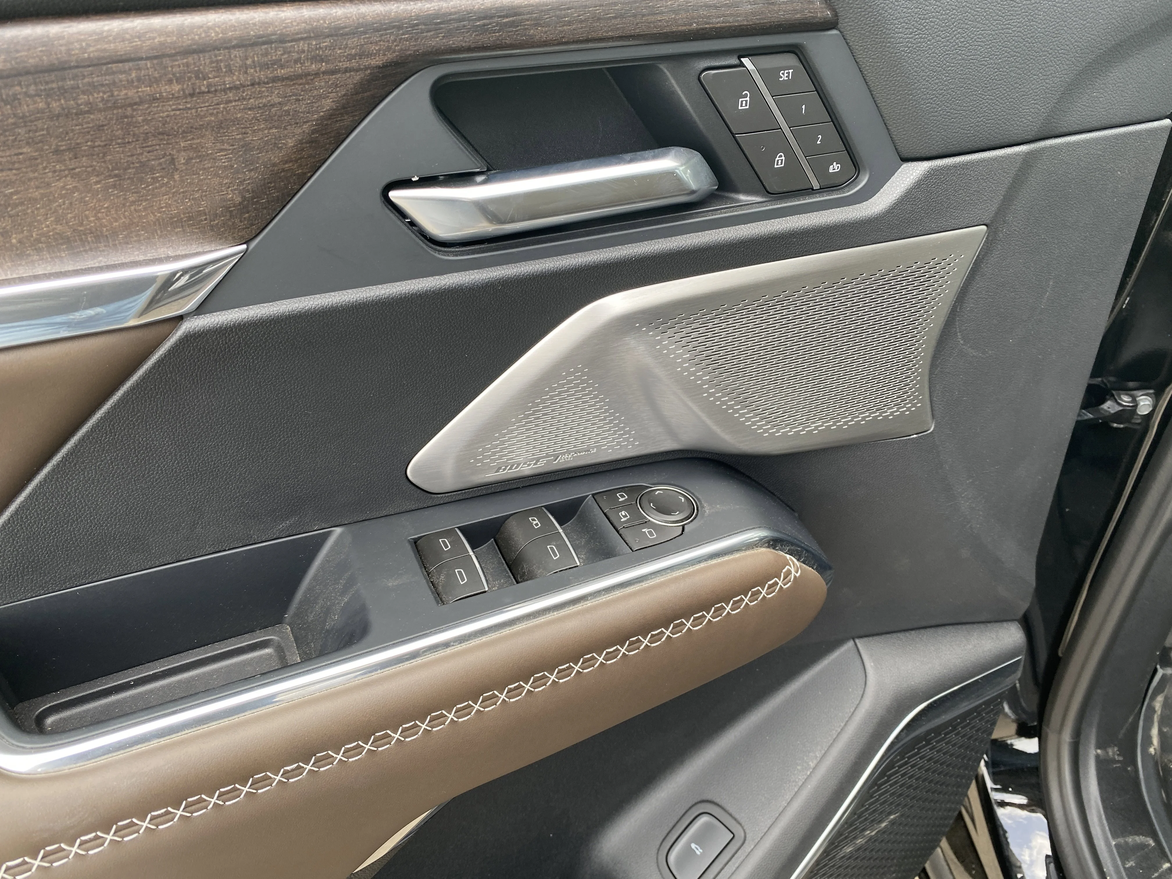 New 2026 EBONY TWILIGHT METALLIC GMC Denali Ultimate image 25
