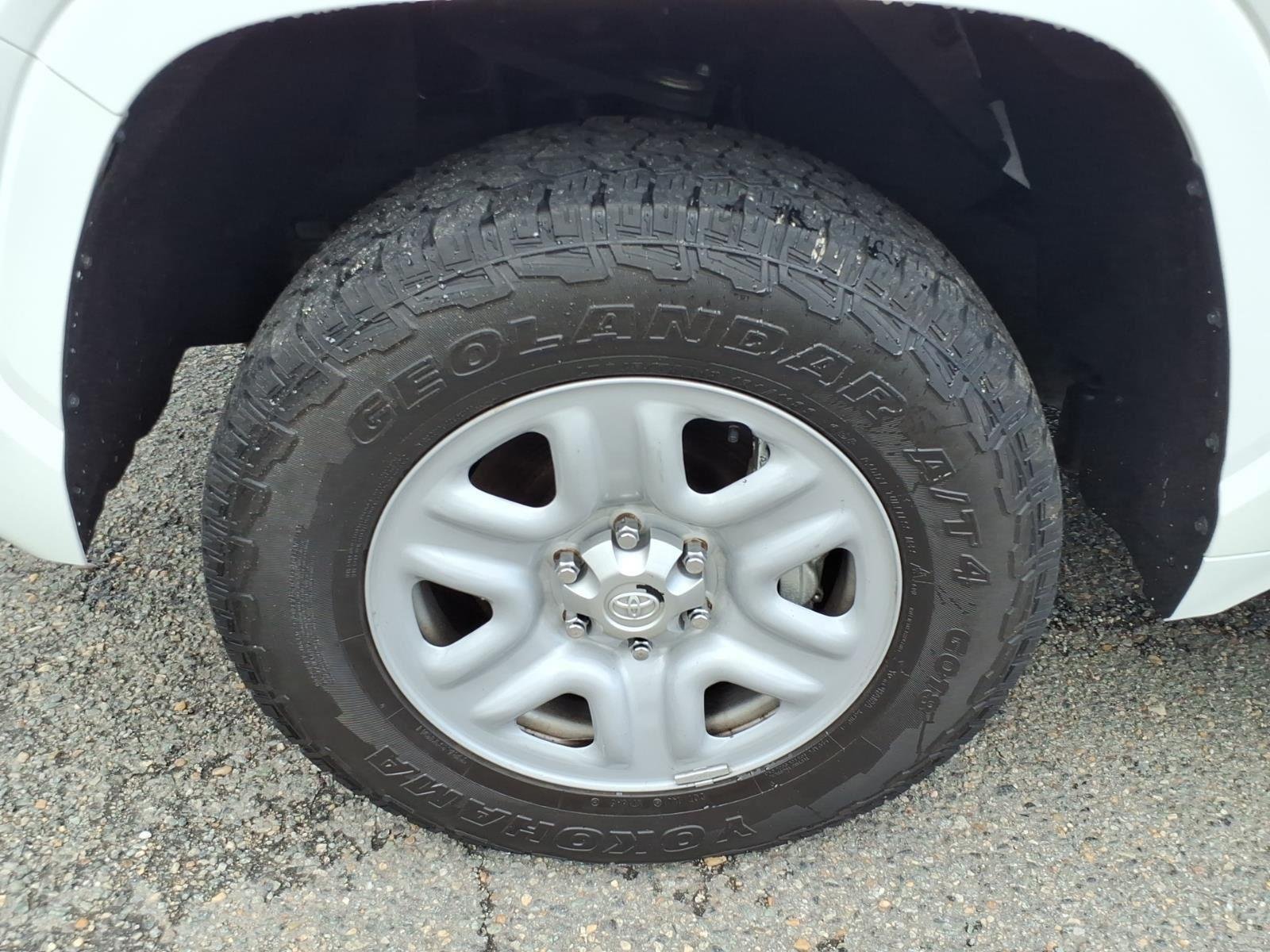 Used 2024 Ice Cap Toyota SR image 4