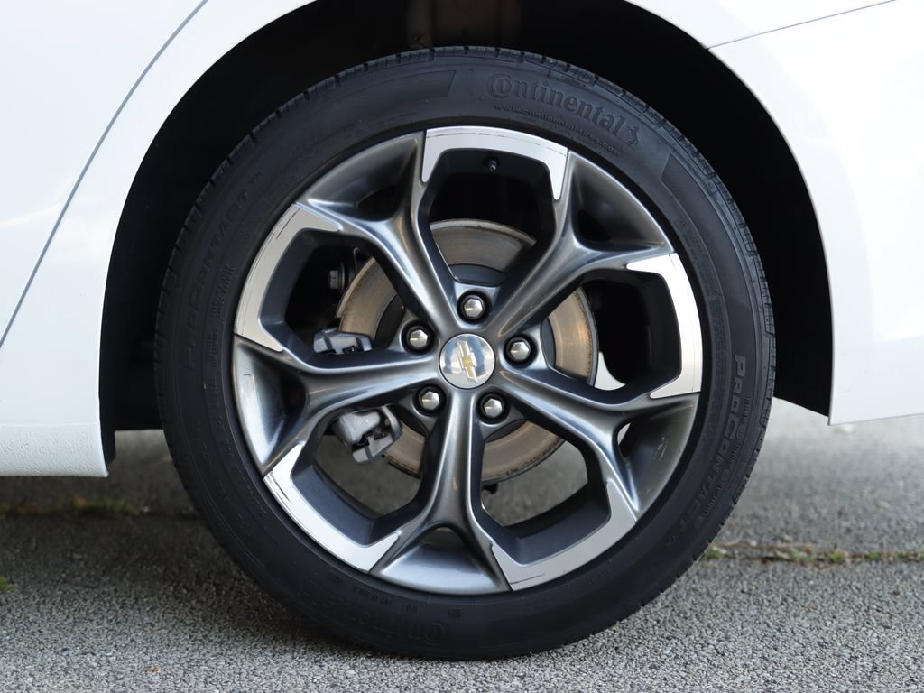 Used 2024 Summit White Chevrolet 1LT image 34