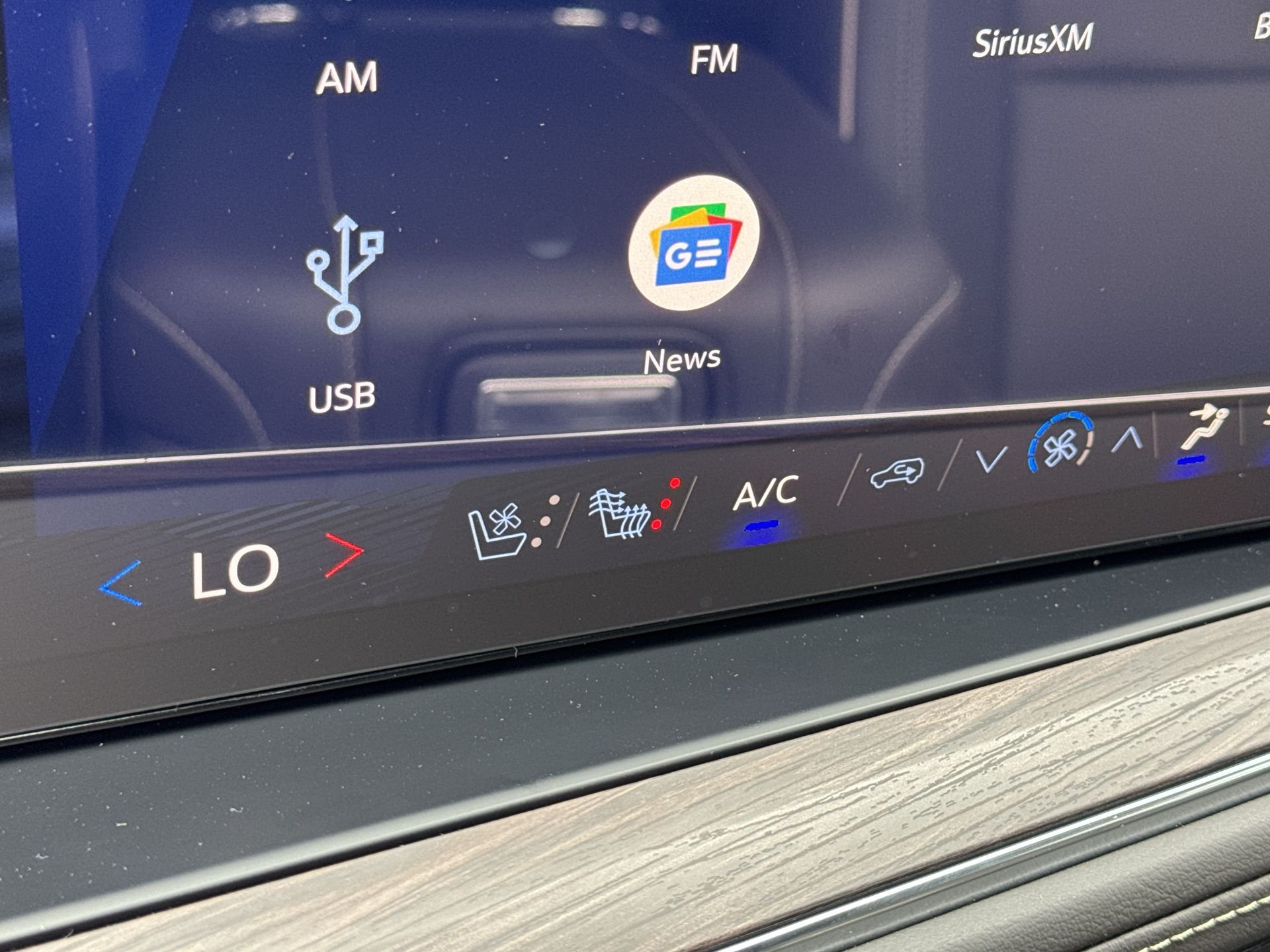 2026 Chevrolet Suburban Premier - Photo 64