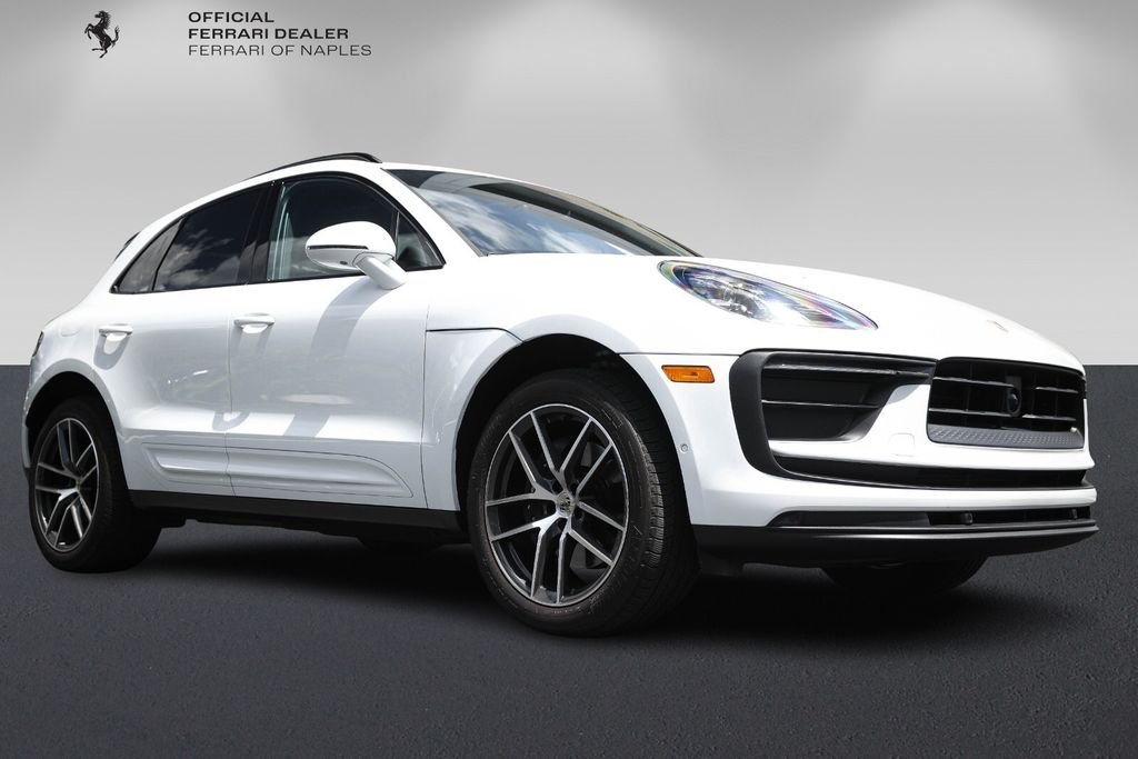 2024 Porsche Macan Base