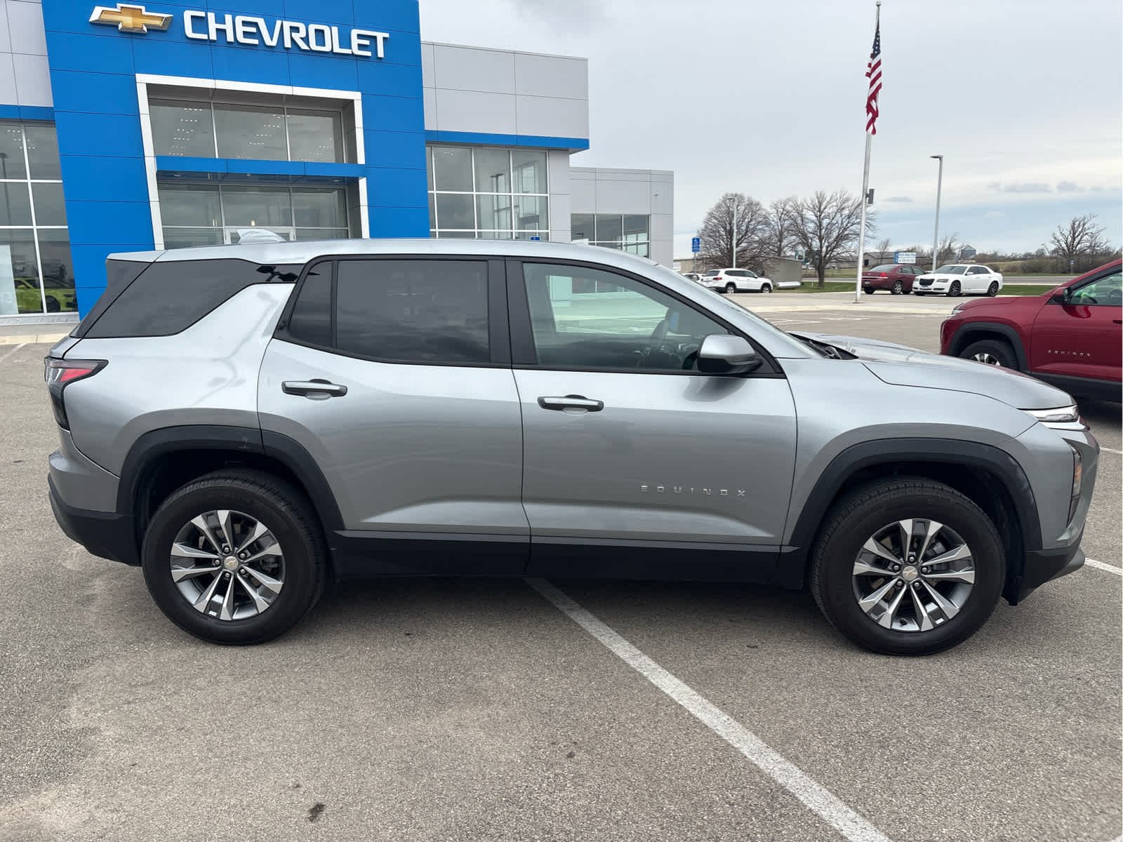 Used 2025 Chevrolet Equinox LT with VIN 3GNAXPEG0SL285410 for sale in Spring Valley, Minnesota