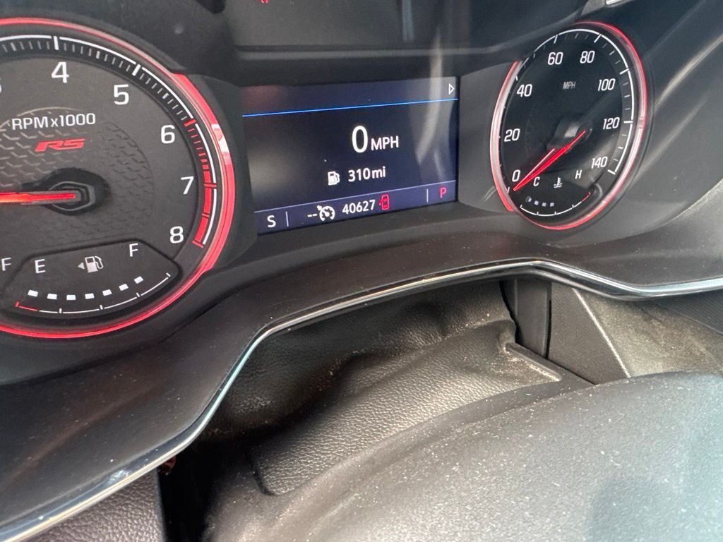 Used 2022 Gray Chevrolet RS image 21