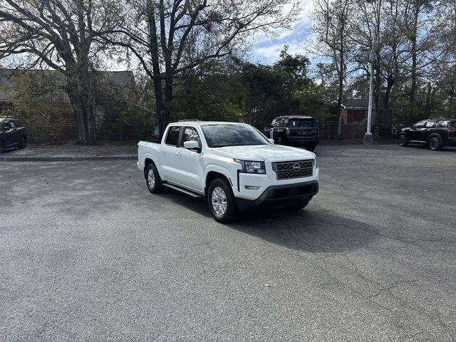 Used 2024 White Nissan SV image 3