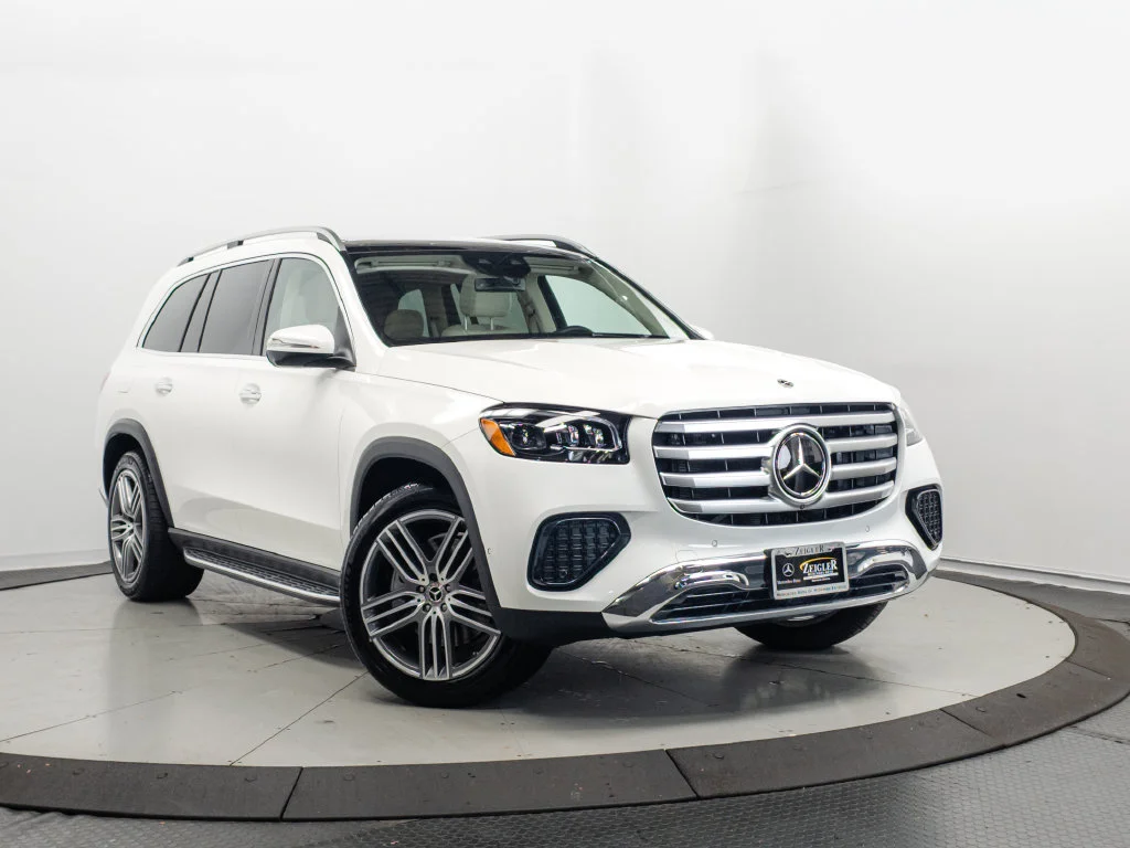 2026 Mercedes-Benz GLS Base