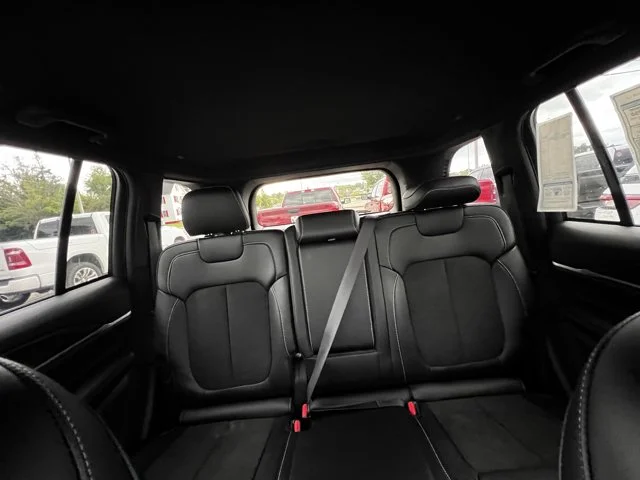 2026 Jeep Grand Cherokee Laredo - Photo 11