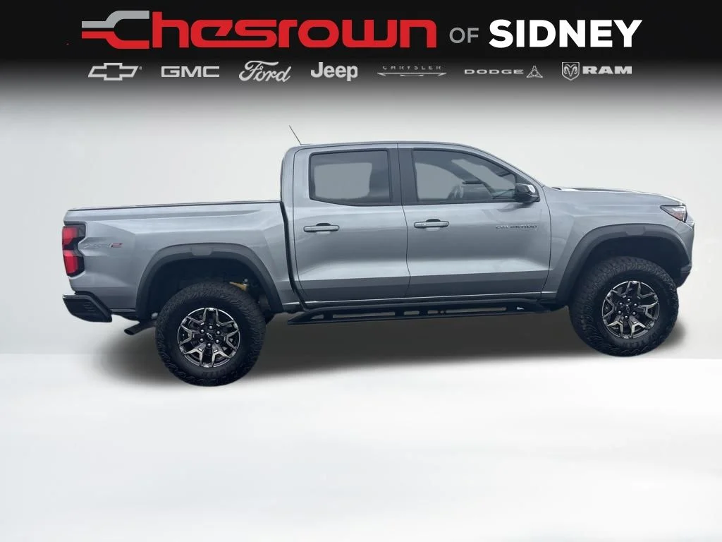 Used 2025 Gray Chevrolet ZR2 image 6