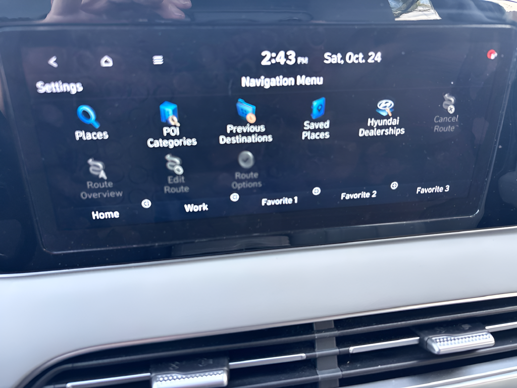 Certified Used 2022 Blue Hyundai SEL image 33