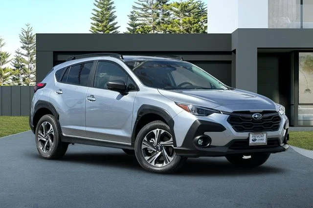 New 2026 ICE SILVER METALLIC Subaru Premium image 2