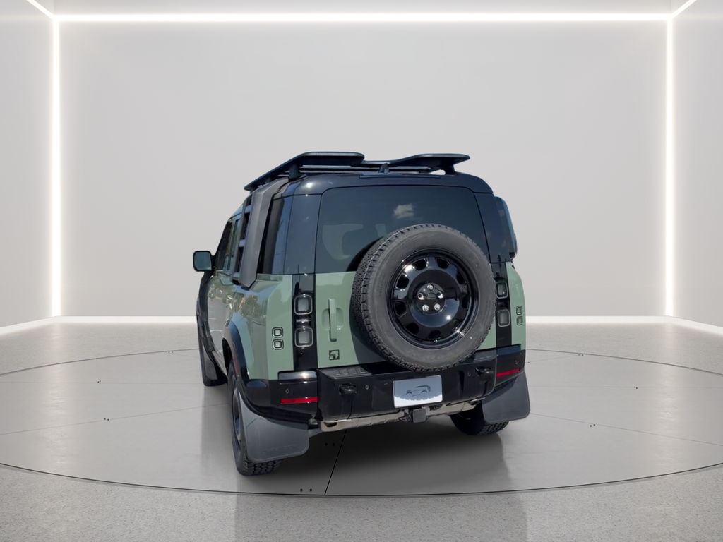 New 2026 Keswick Green Land Rover  image 6