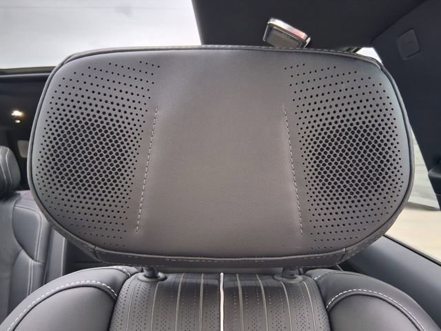 2026 Cadillac VISTIQ Sport - Photo 21