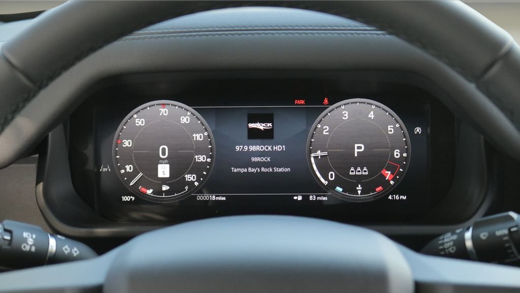 New 2026 Santorini Black Land Rover S image 21