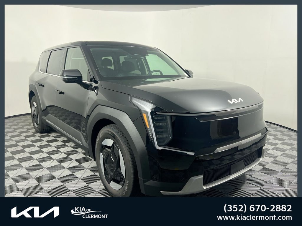 New 2026 Ebony Black Kia Light RWD image 1