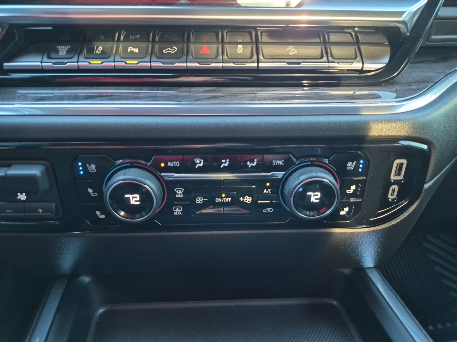 Used 2025 Sterling Gray Metallic Chevrolet LTZ image 18