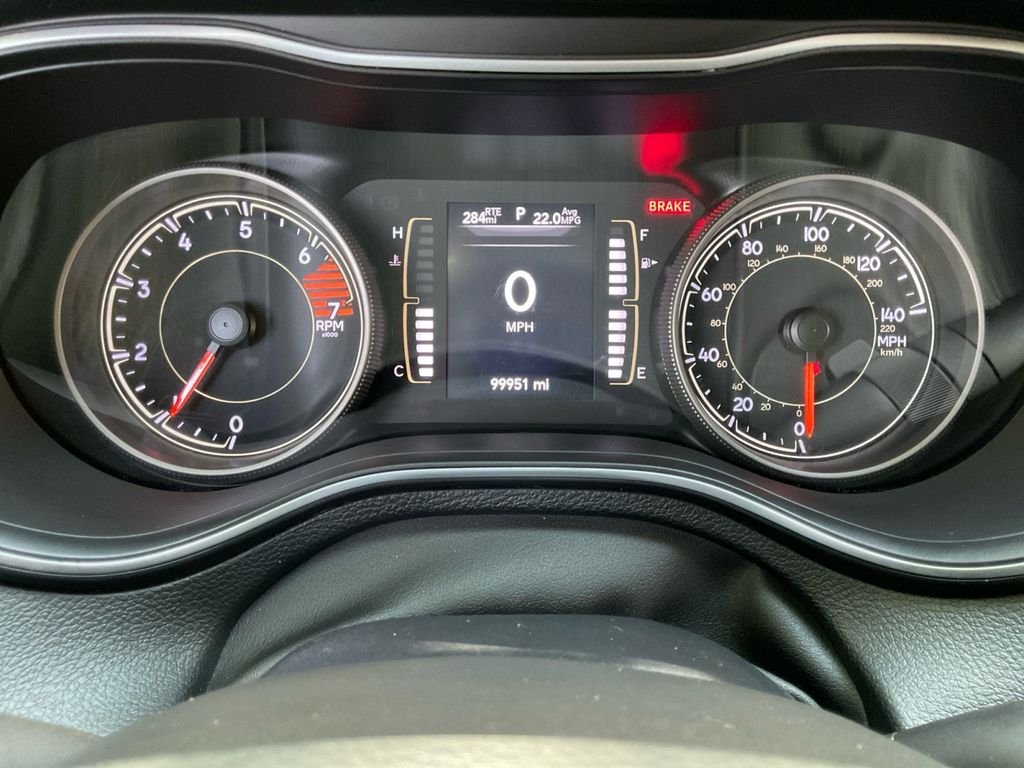 Used 2019 Black Jeep Latitude Plus image 19