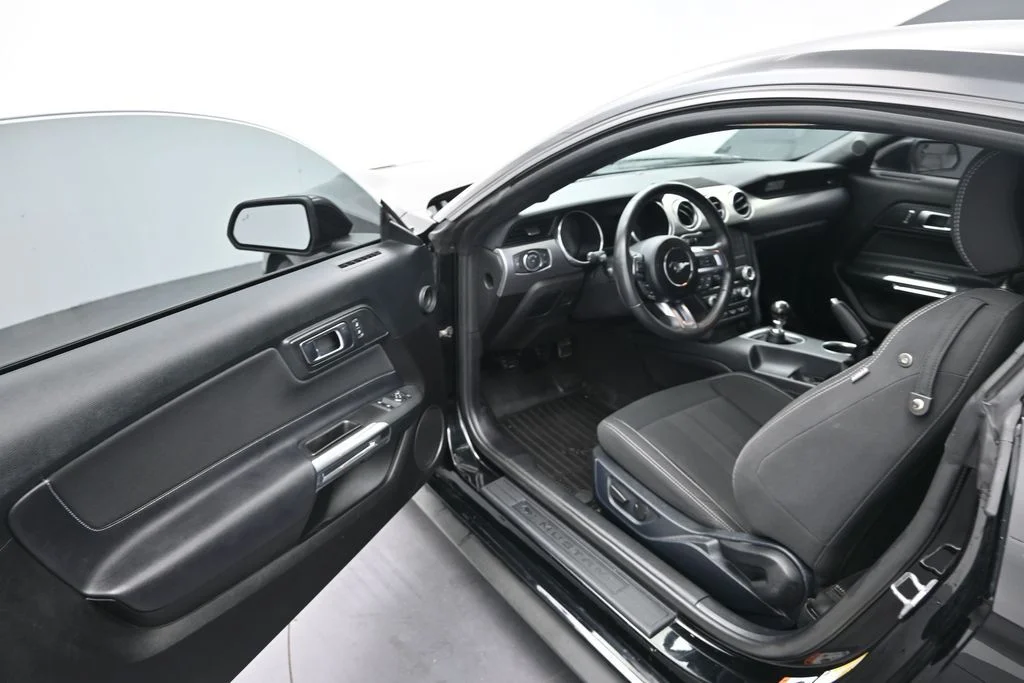 Used 2021 Shadow Black Ford GT image 16